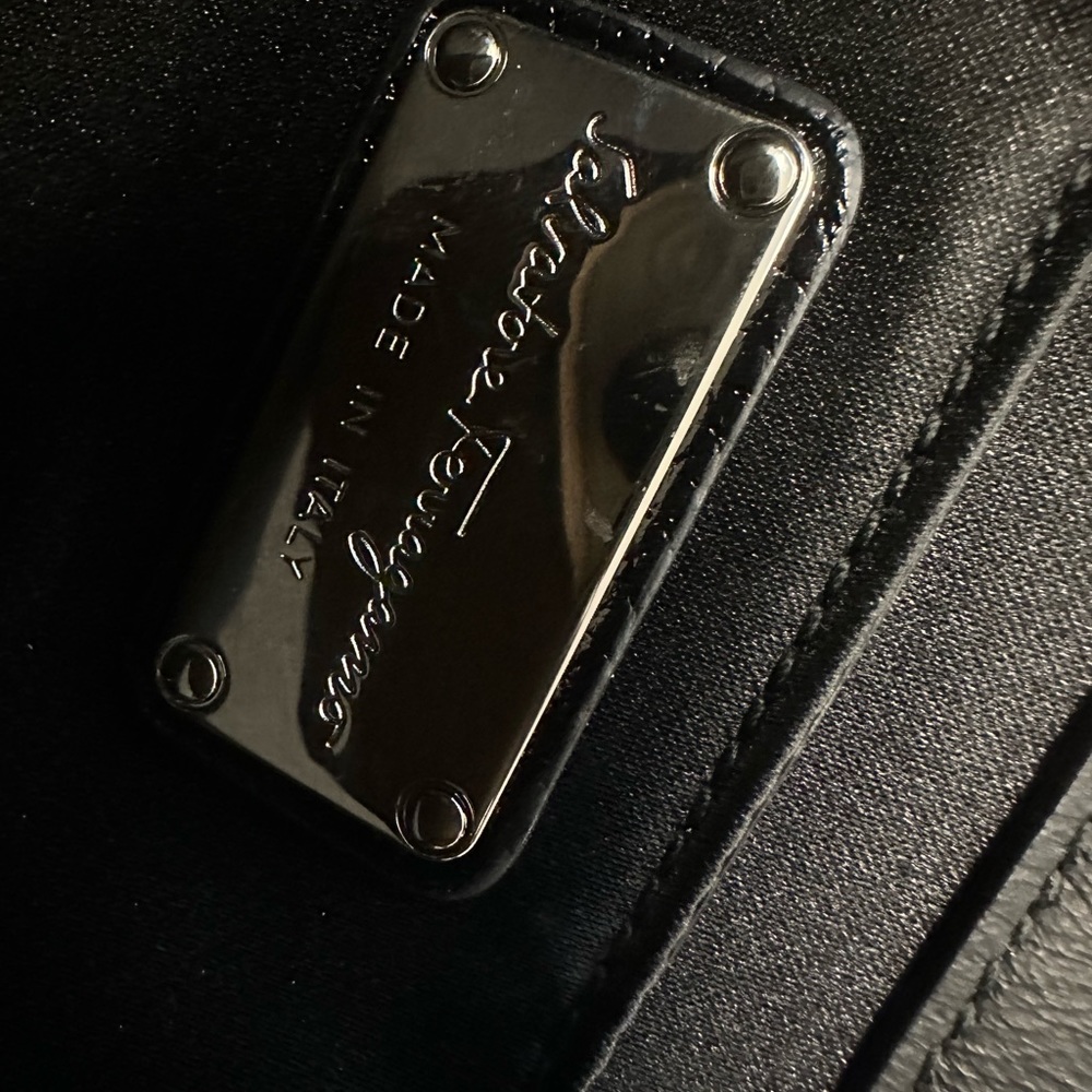 NEW Ferragamo convertible clutch/crossbody - Picture 6 of 6